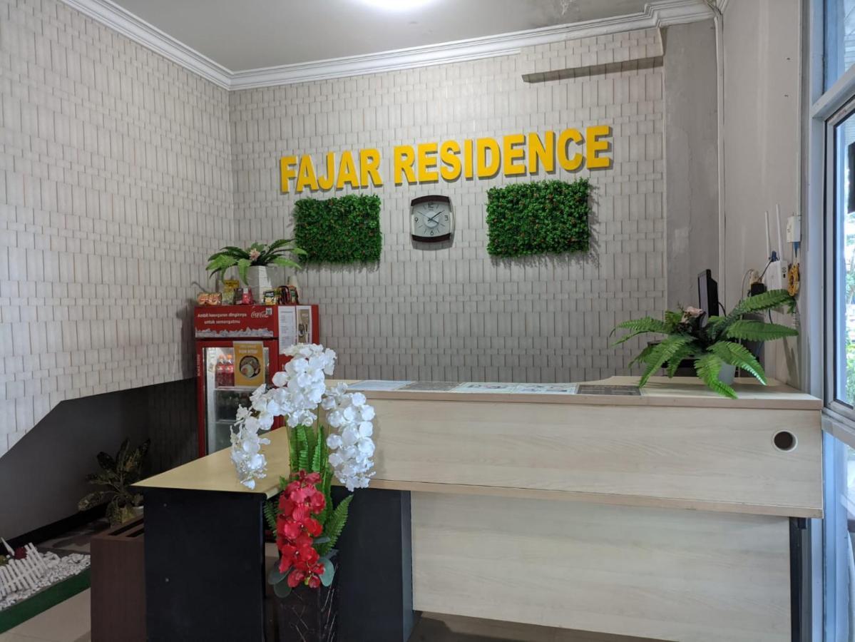 Oyo 1653 Fajar Residence Pekanbaru Bagian luar foto