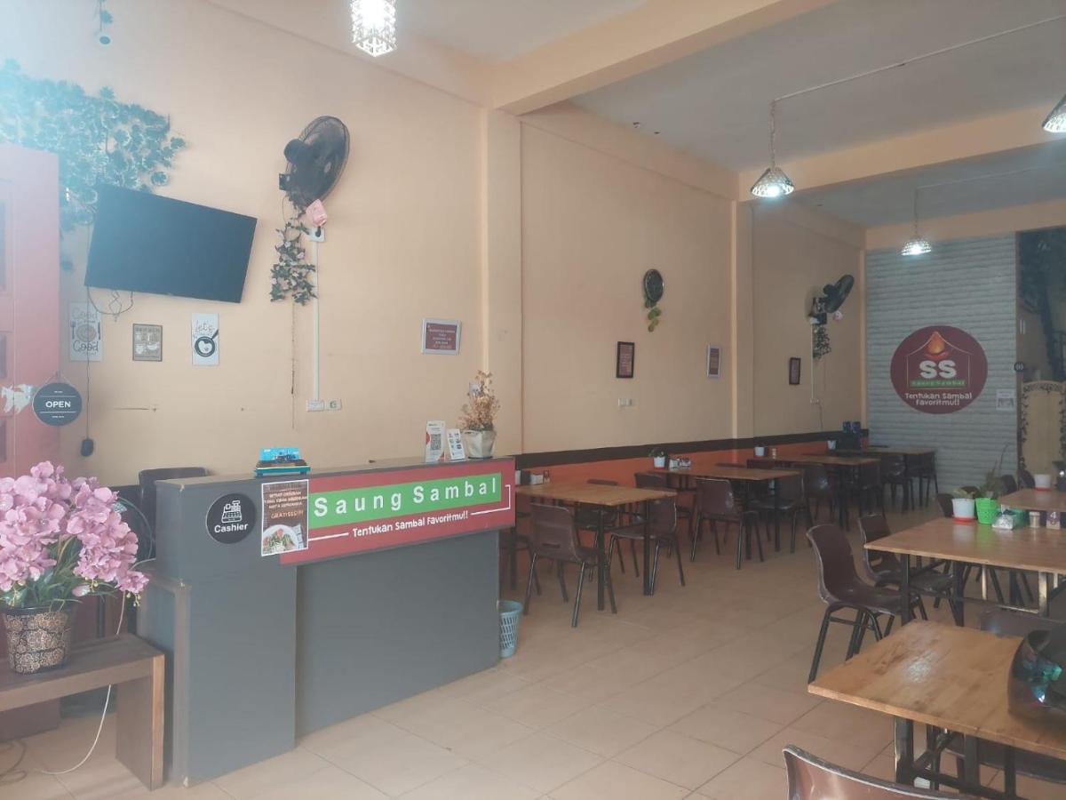 Oyo 1653 Fajar Residence Pekanbaru Bagian luar foto